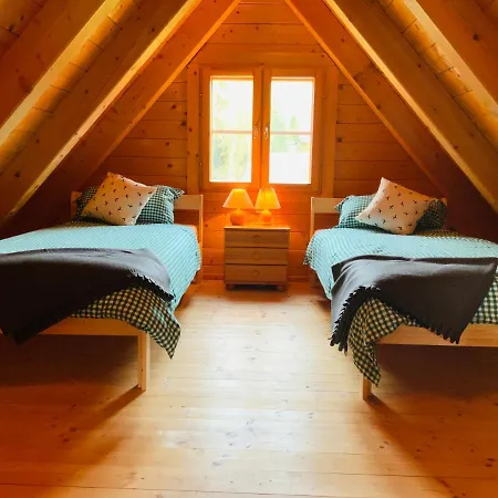 Zirbitz Huette Mit Sauna Und Kamin Feriehus *