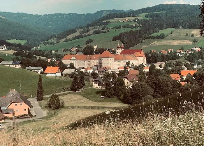 Zirbitz Huette Mit Sauna Und Kamin 度假居